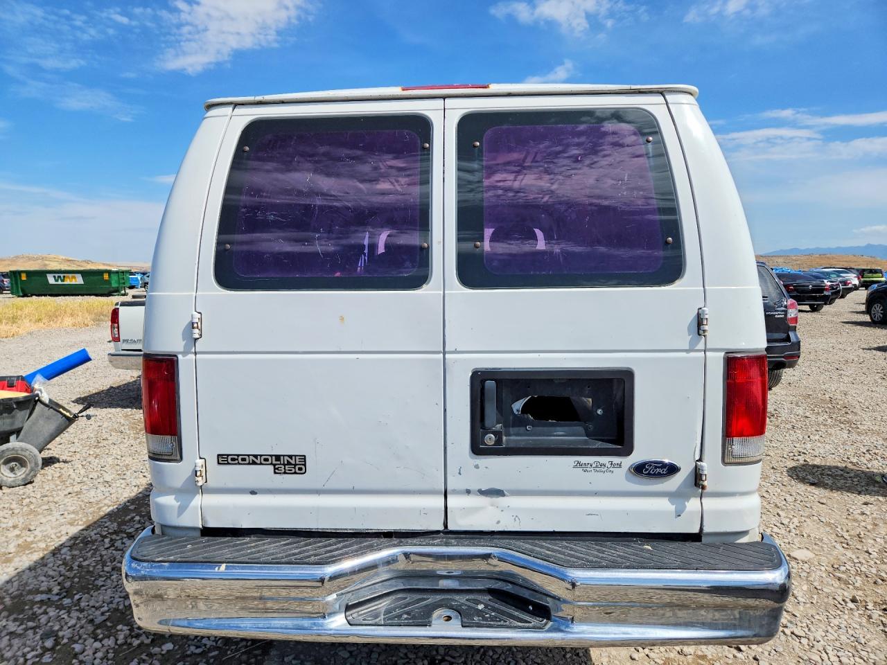 Ford Econoline E350 Van