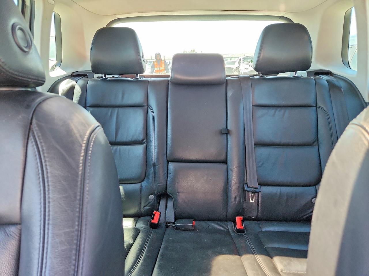 Volkswagen Tiguan S
