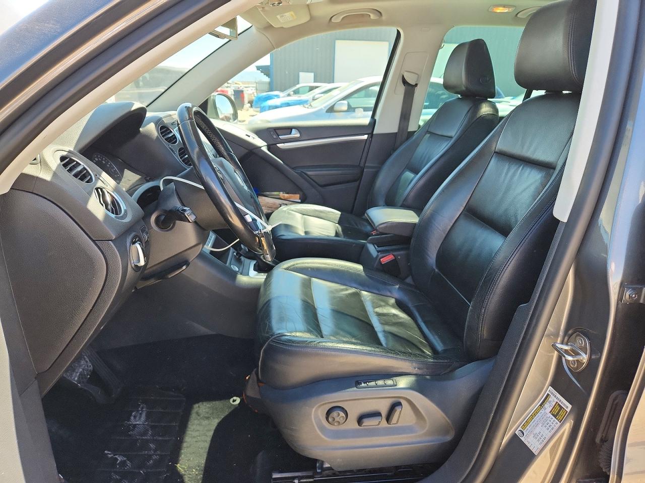 Volkswagen Tiguan S