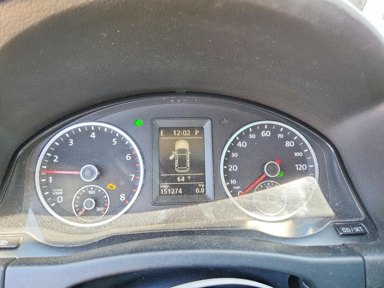 Volkswagen Tiguan S