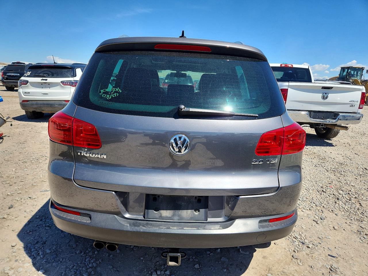 Volkswagen Tiguan S