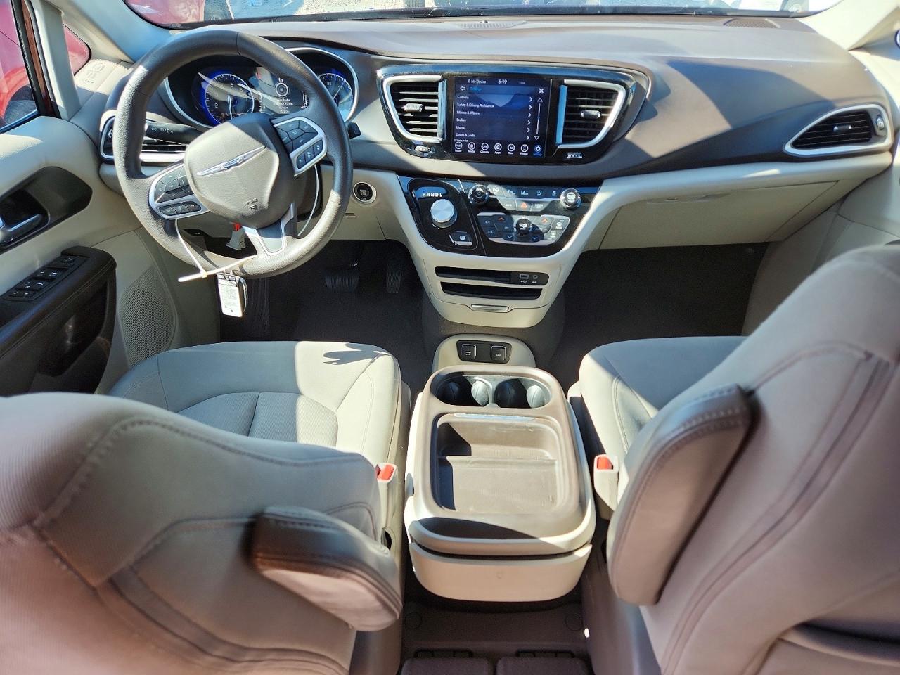Chrysler Pacifica Touring Plus