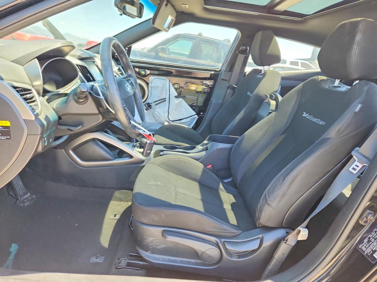 Hyundai VELOSTER Value Edition