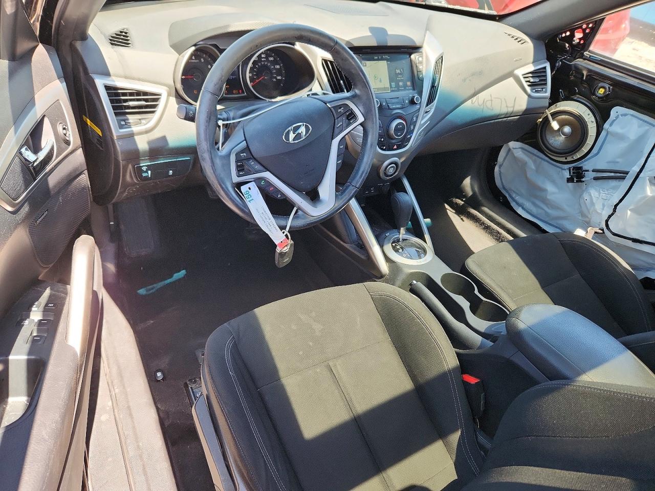 Hyundai VELOSTER Value Edition