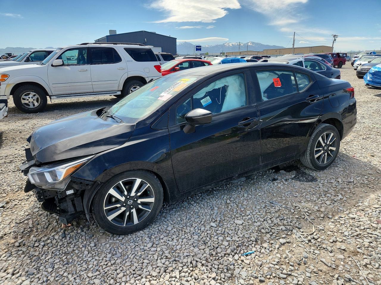 Salvage Nissan Versa Image