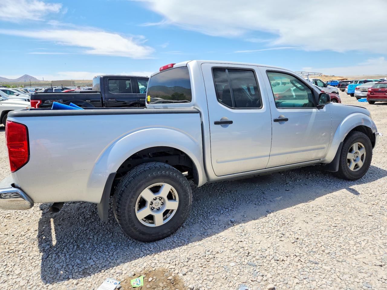 Nissan Frontier Se V6