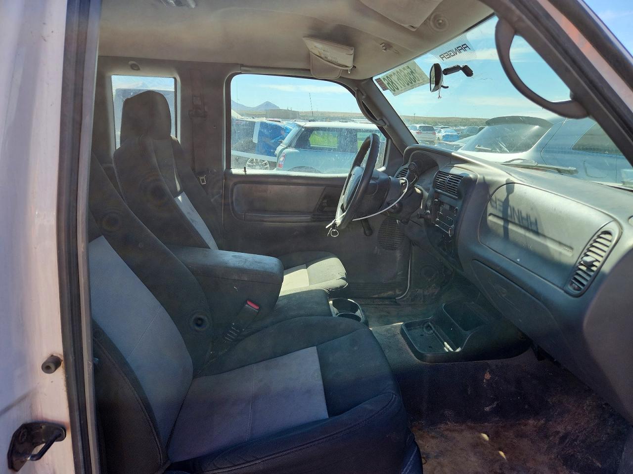 Ford Ranger Super Cab