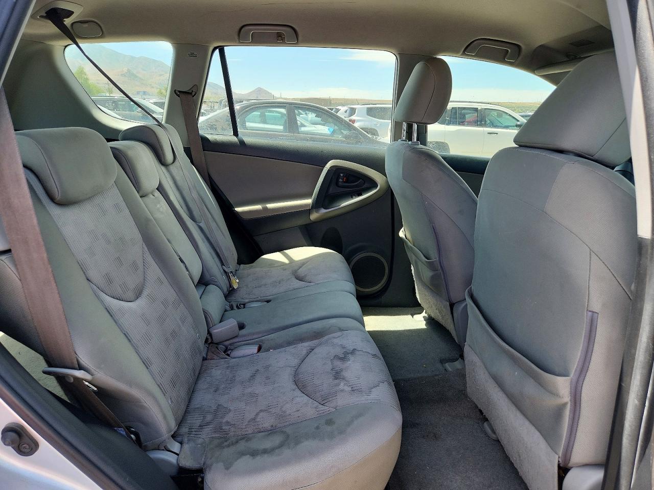 Toyota RAV4 Base