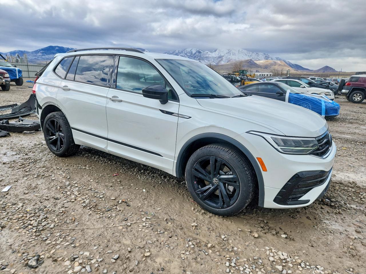 Volkswagen Tiguan Se R-line Black