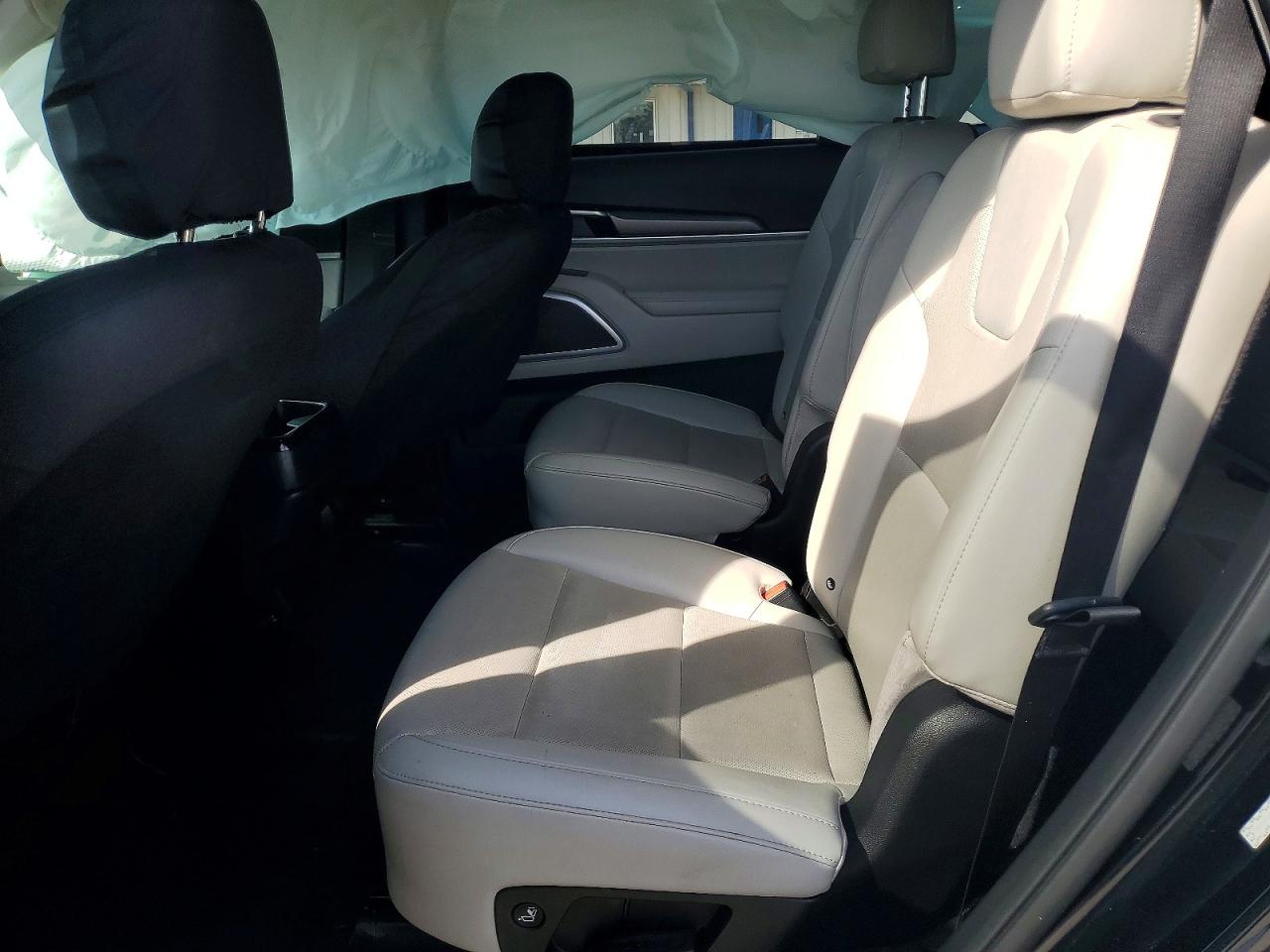 Kia Telluride S
