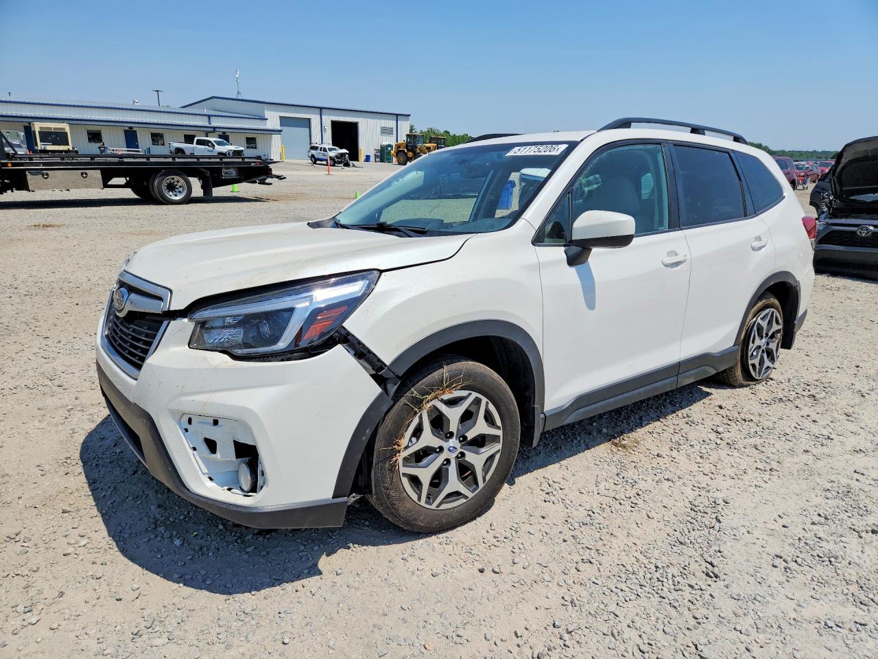 Salvage Subaru Forester Image