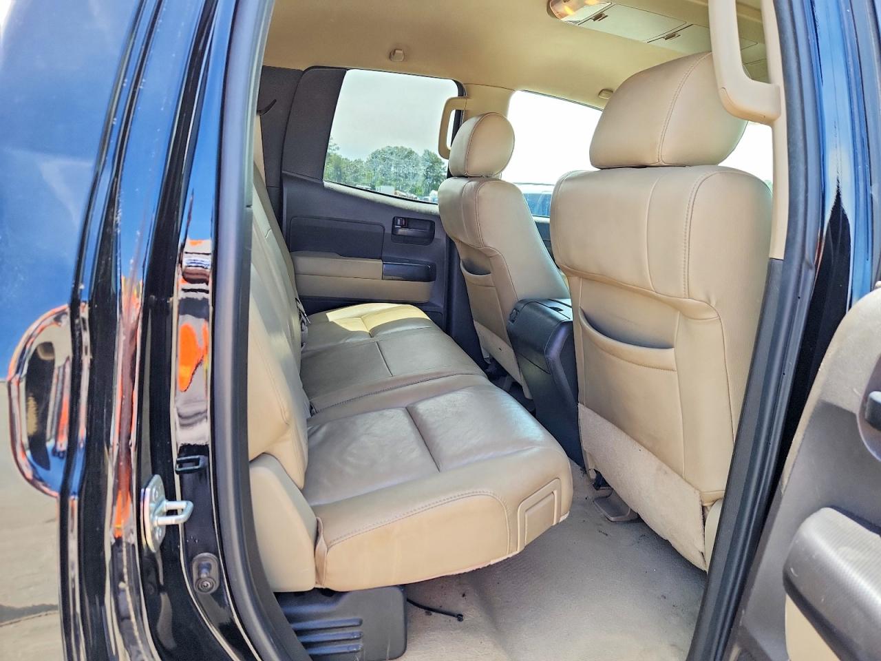 Toyota Tundra Double Cab Sr5