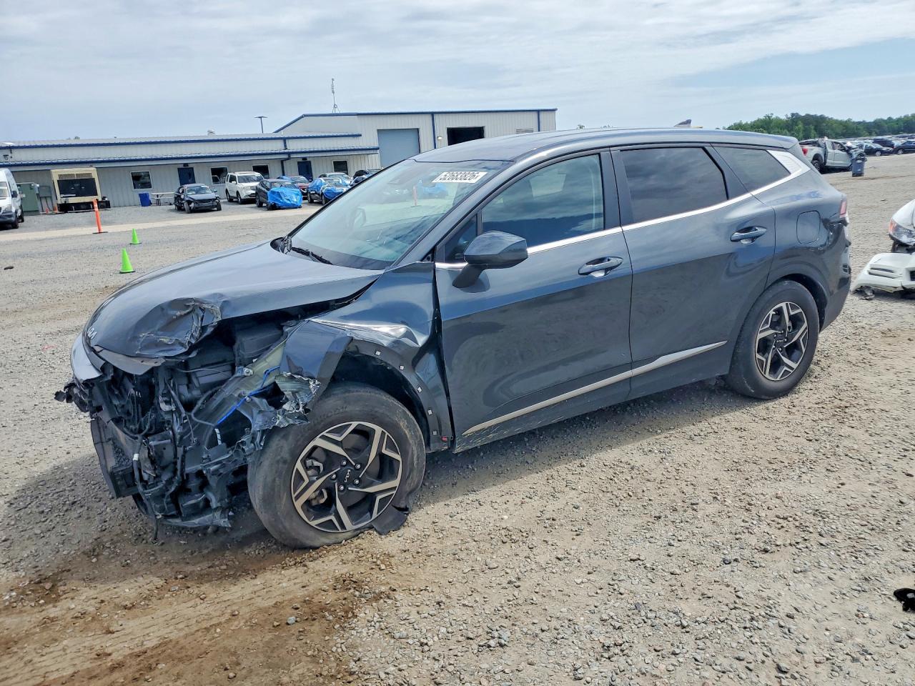 Salvage Kia Sportage Image