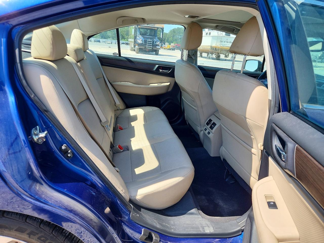 Subaru Legacy 2.5i Limited