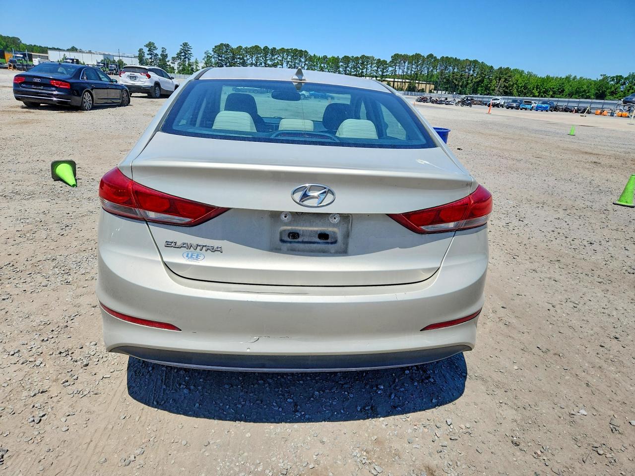 Hyundai ELANTRA Value Edition