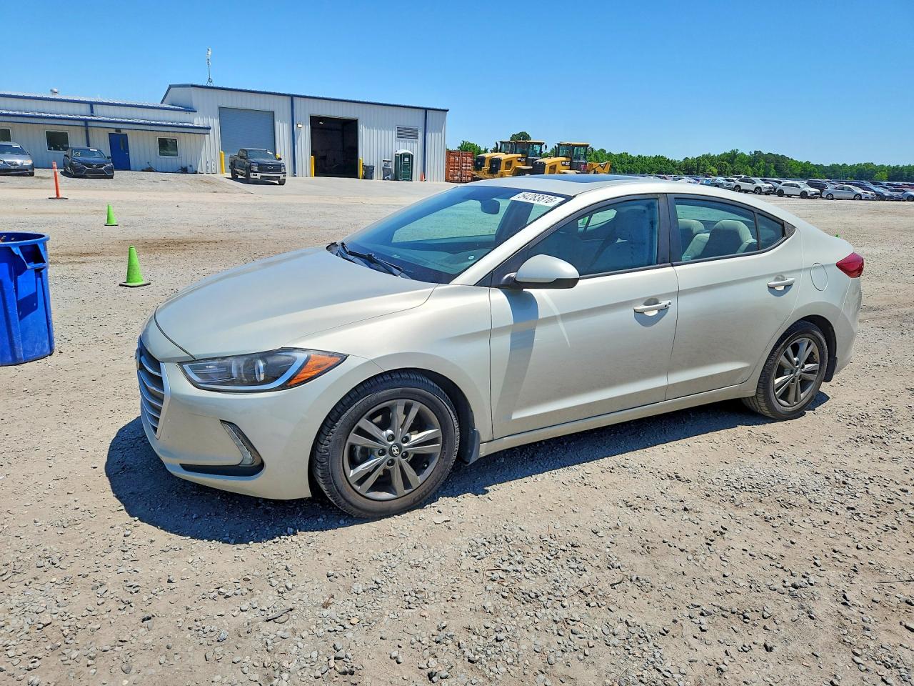 Salvage Hyundai ELANTRA Image