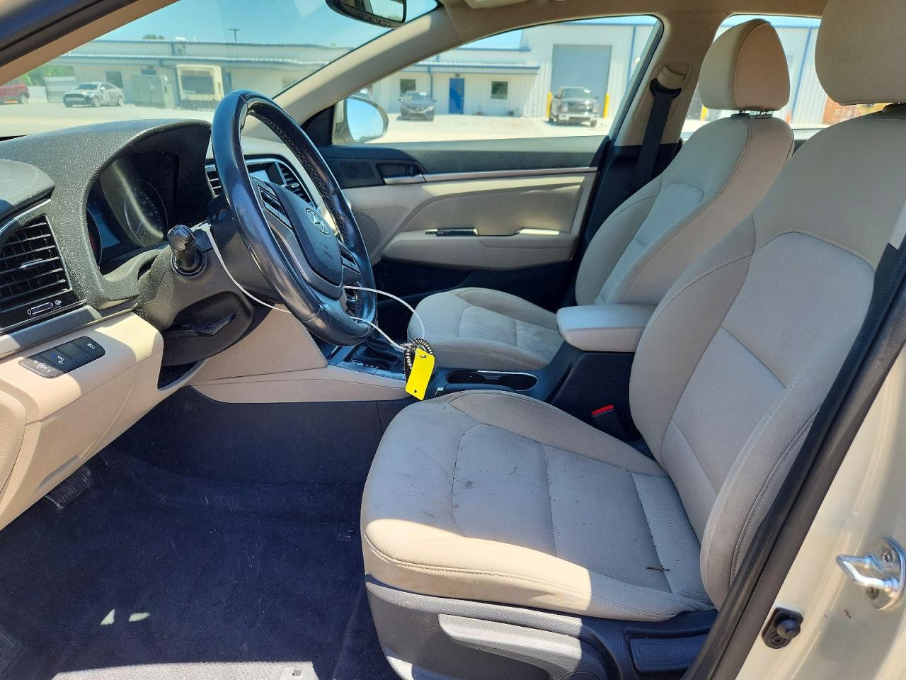 Hyundai ELANTRA Value Edition