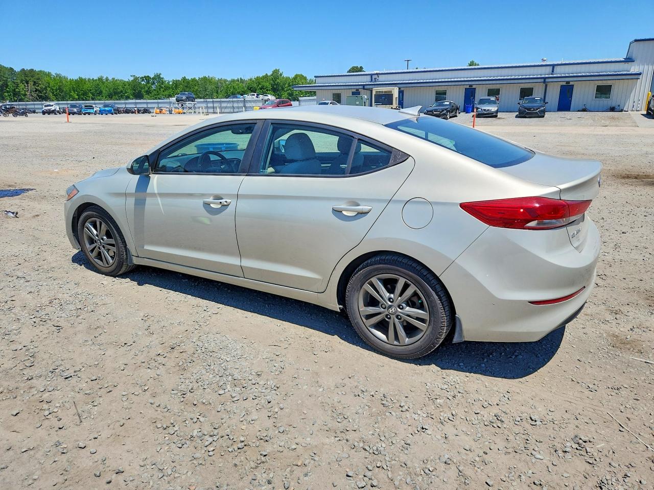 Hyundai ELANTRA Value Edition