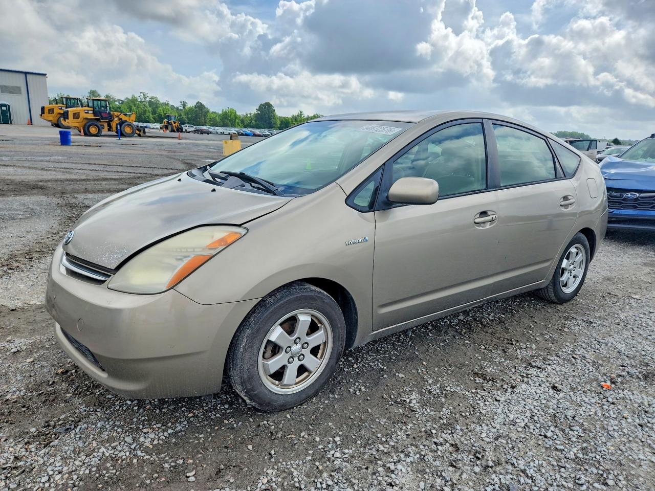 Salvage Toyota Prius Image