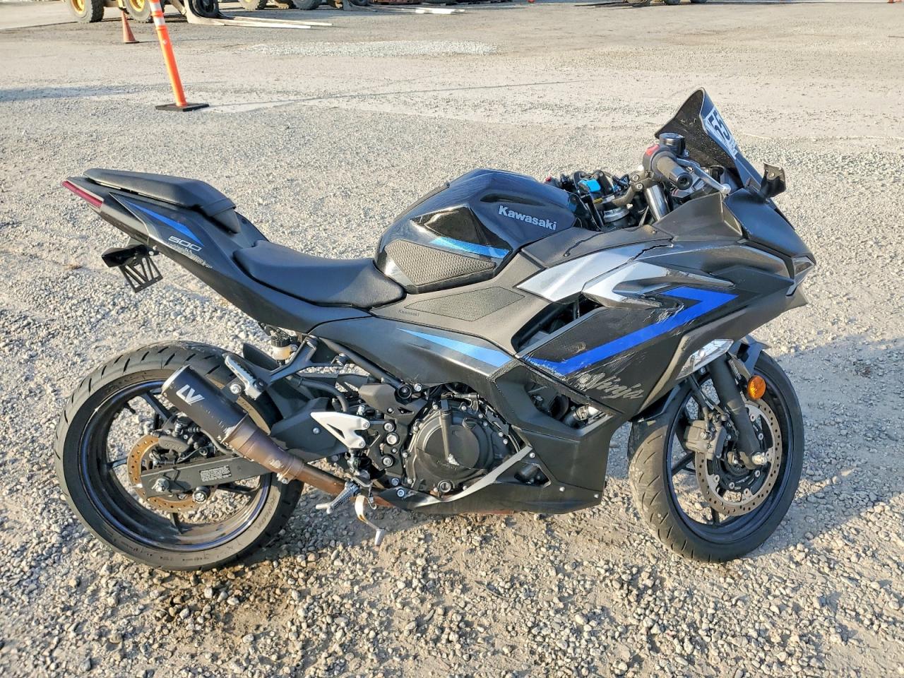 Salvage Kawasaki Ninja 500 Image