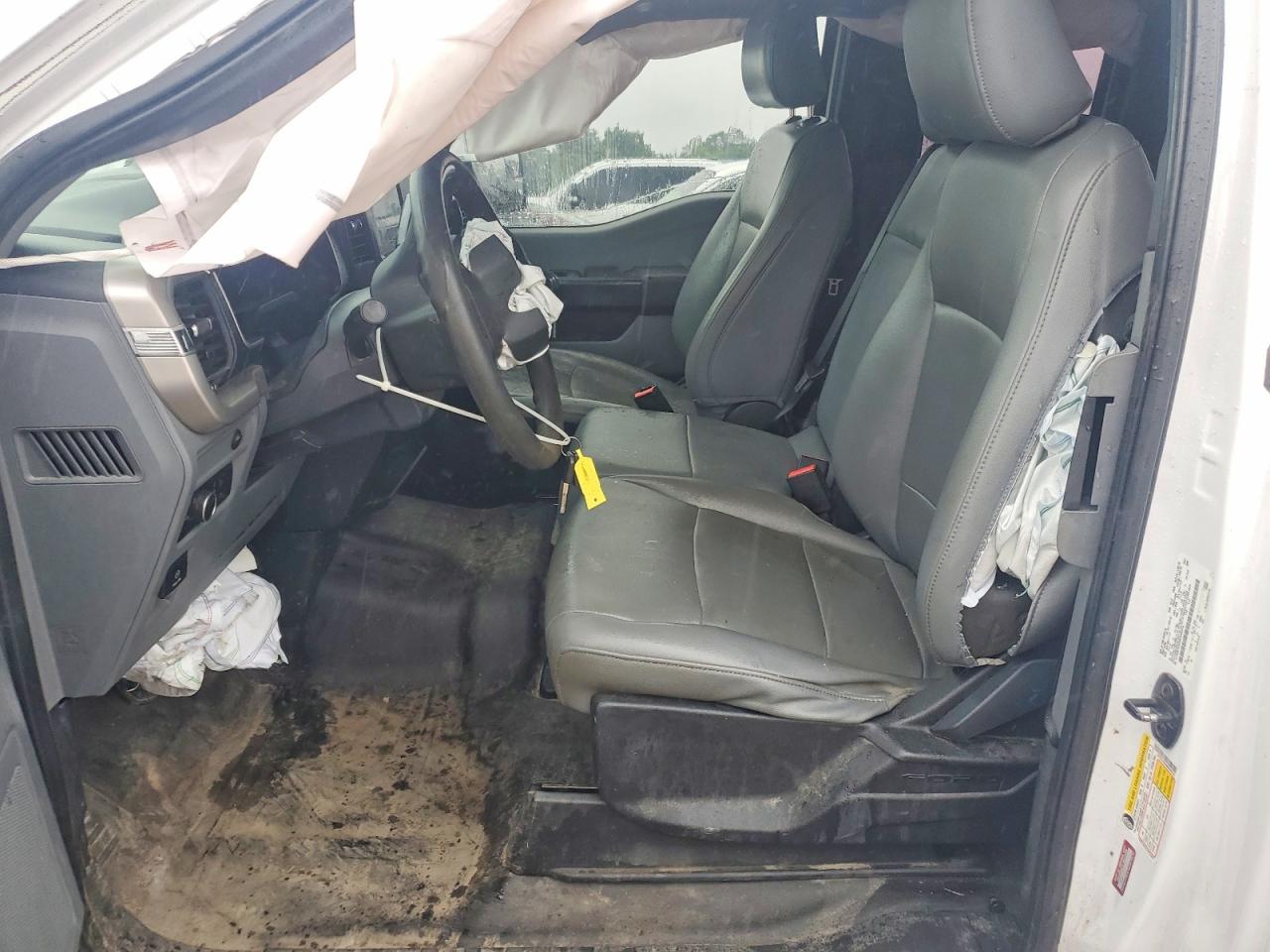Ford F-150 Super Cab