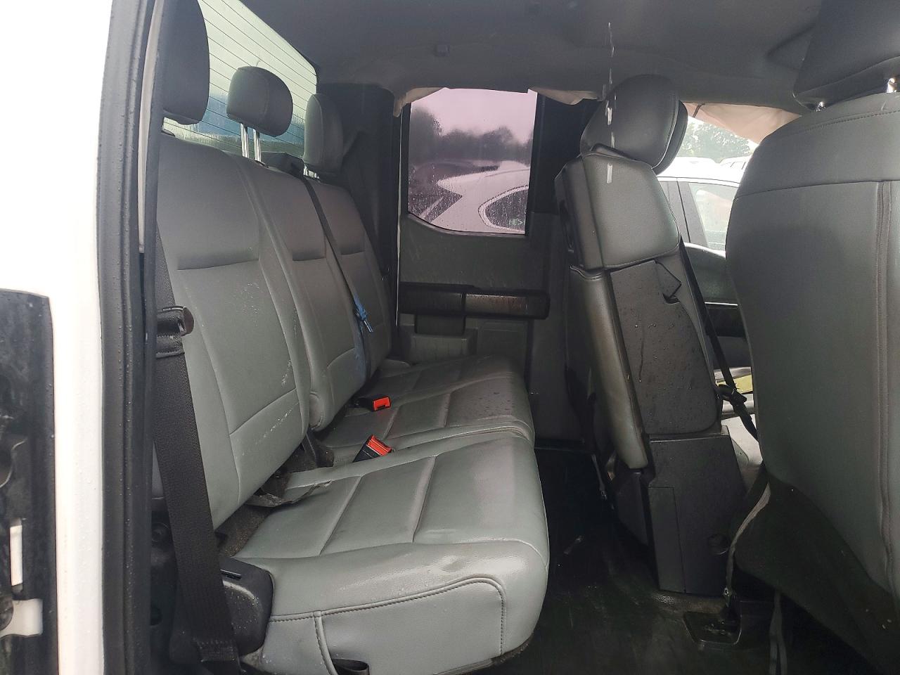 Ford F-150 Super Cab