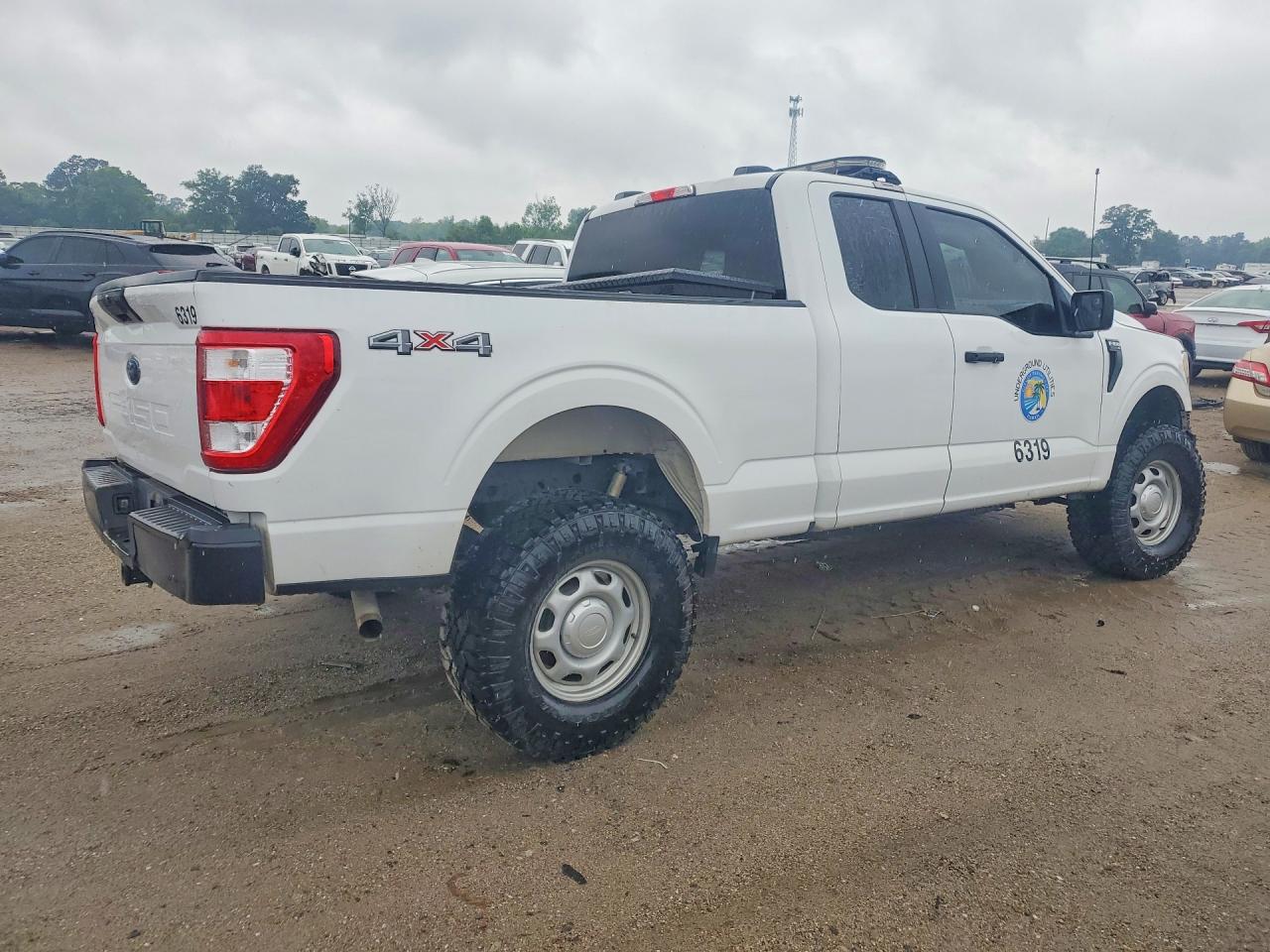 Ford F-150 Super Cab