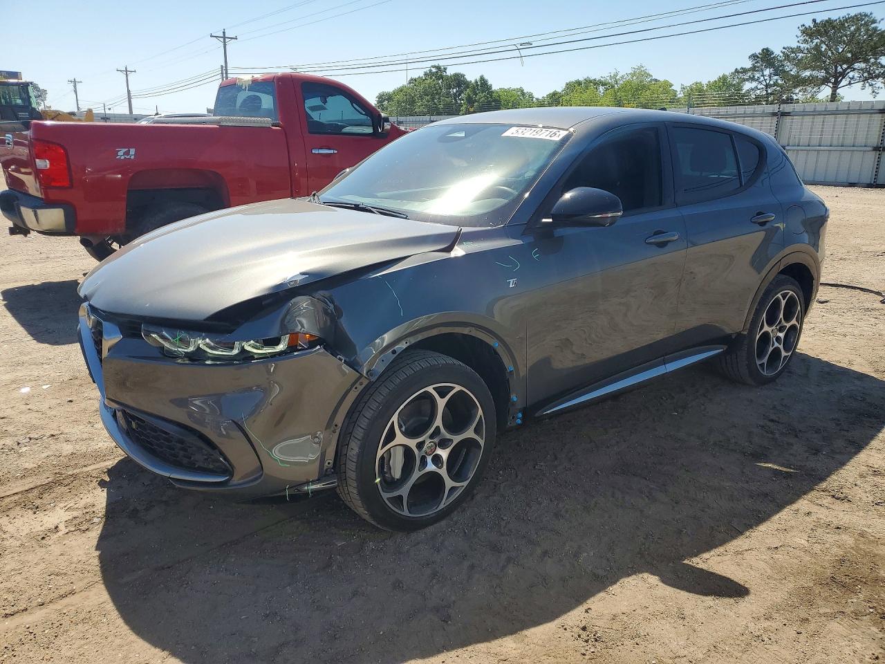 Salvage Alfa Romeo Tonale Image