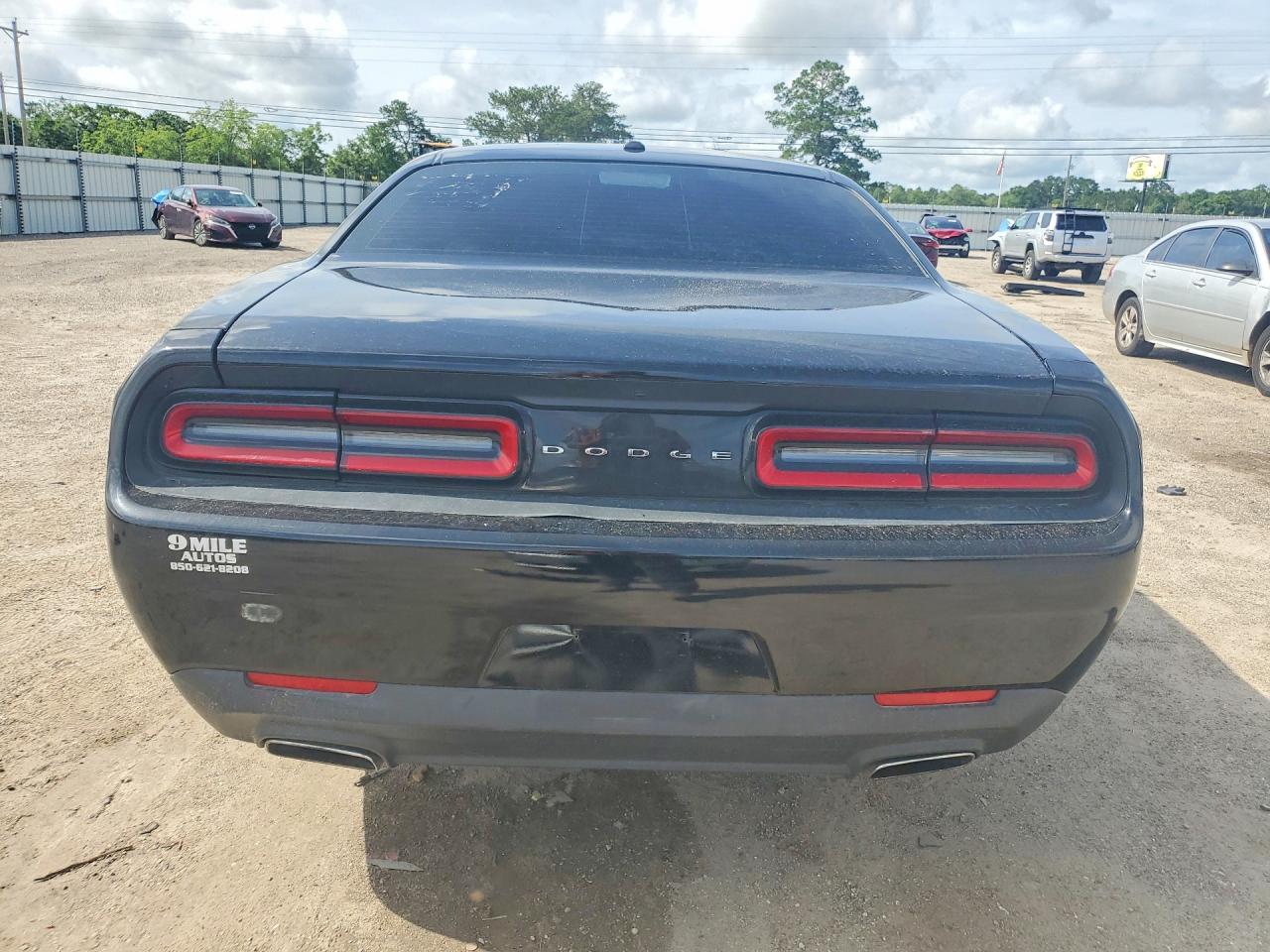 Dodge Challenger Sxt