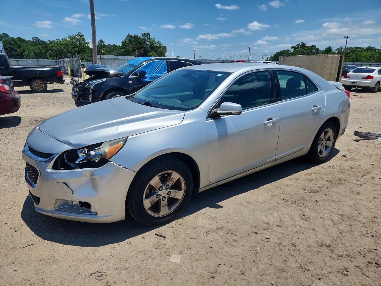 Salvage Chevrolet Malibu Image