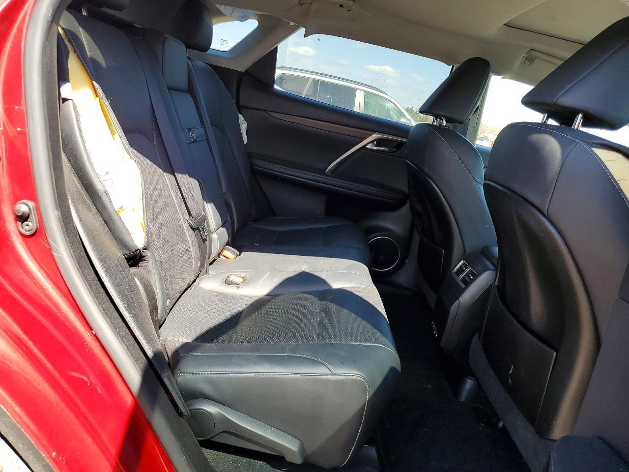 Lexus RX Base