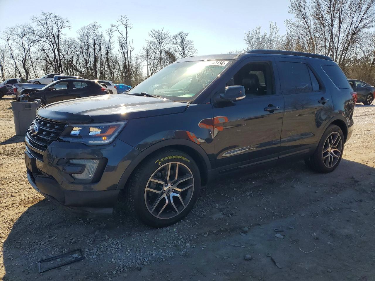 Salvage Ford Explorer Image