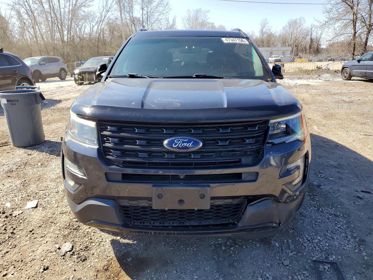 Ford Explorer Sport