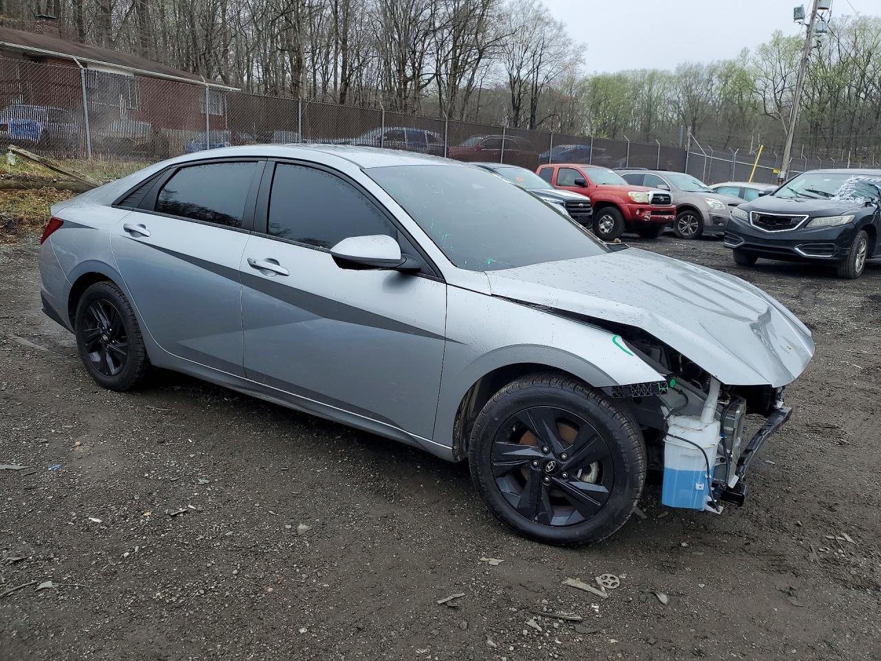 Hyundai ELANTRA Sel