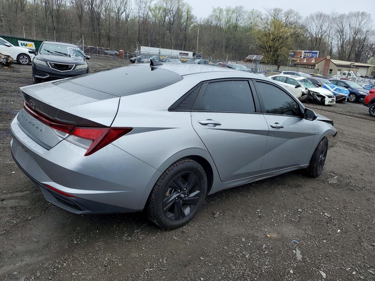 Hyundai ELANTRA Sel