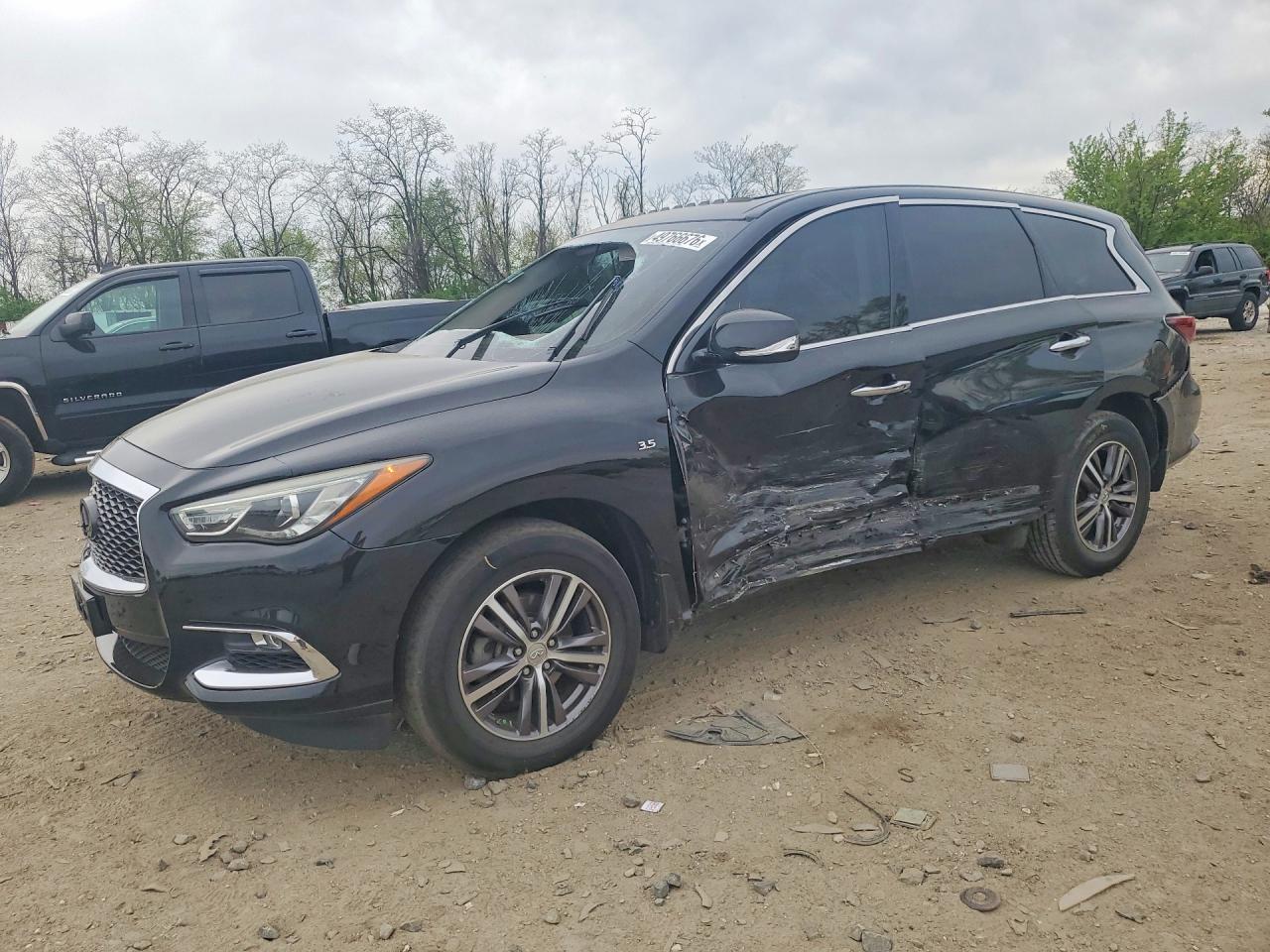 Salvage INFINITI Qx Image