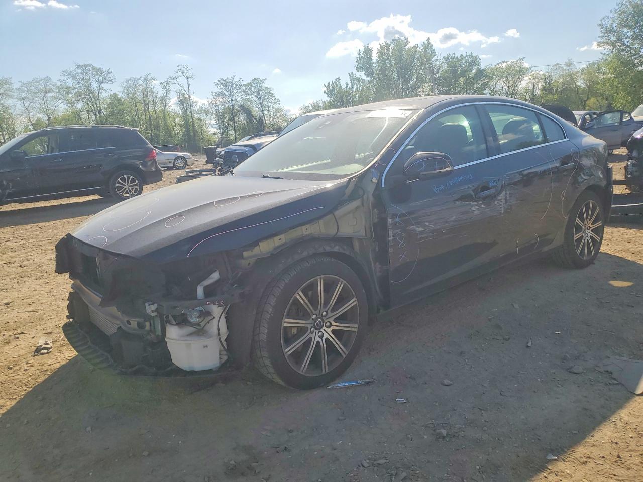 Salvage Volvo S60 Image
