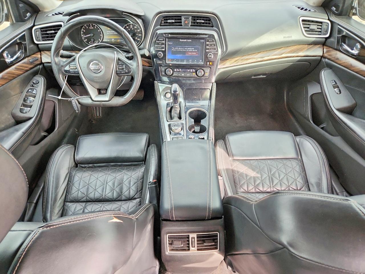 Nissan Maxima Platinum