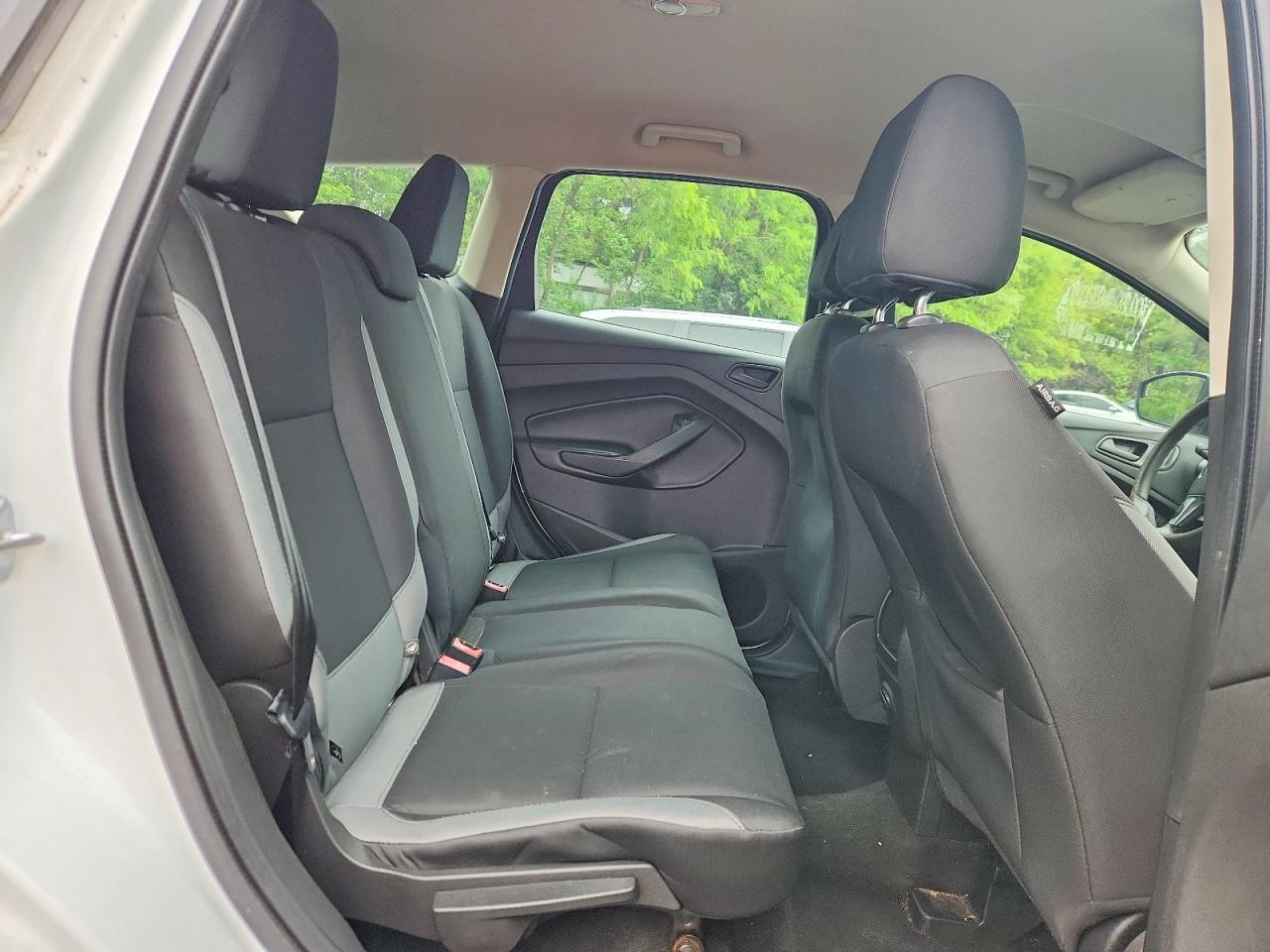 Ford Escape S