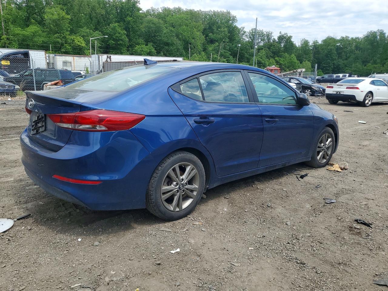 Hyundai ELANTRA Sel