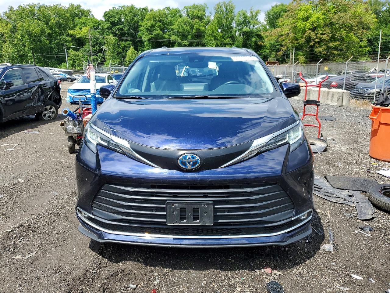 Toyota Sienna Xle