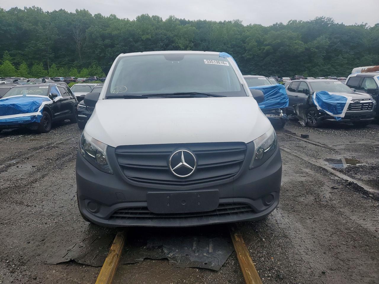 Mercedes-Benz Metris