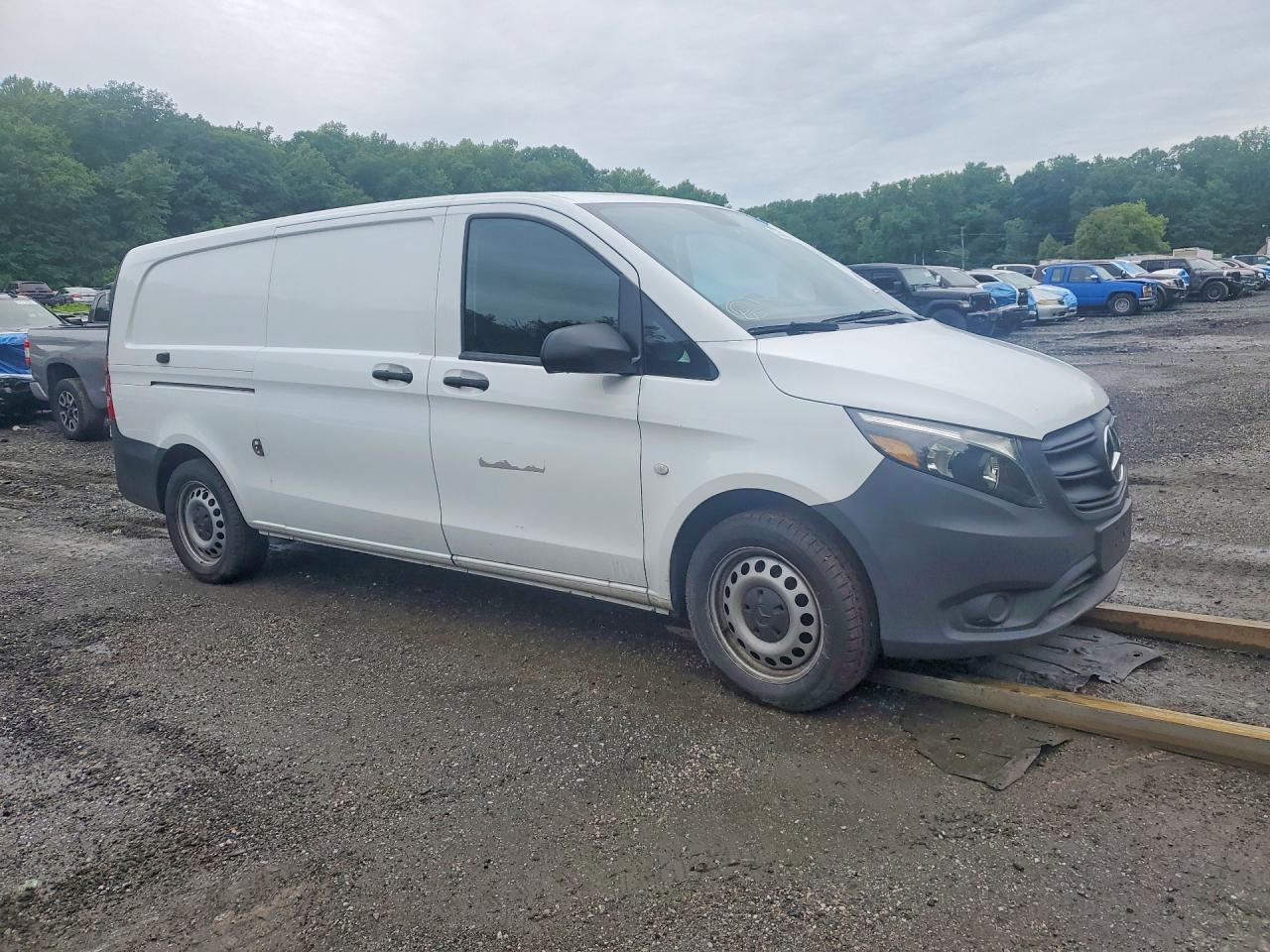 Mercedes-Benz Metris