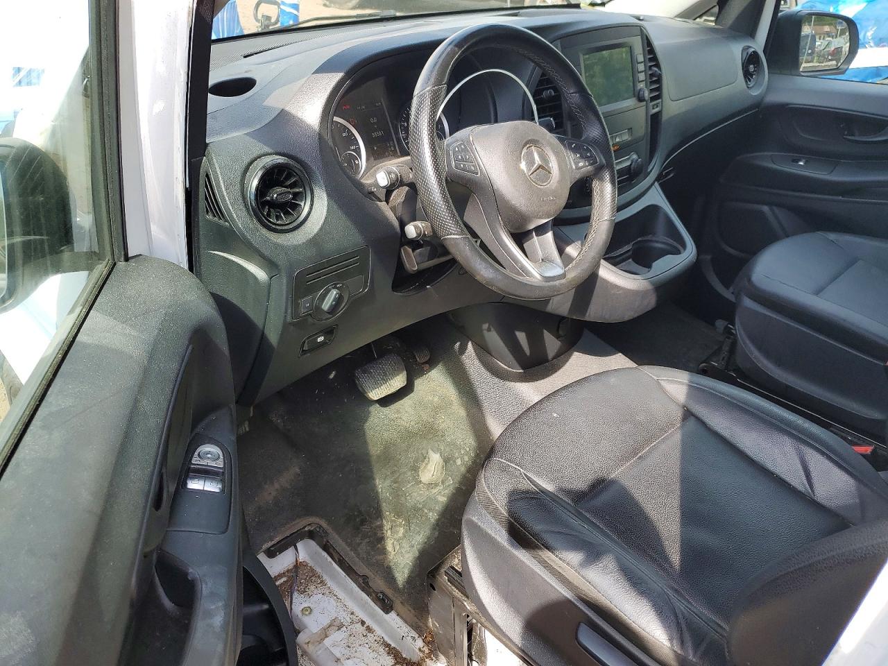 Mercedes-Benz Metris