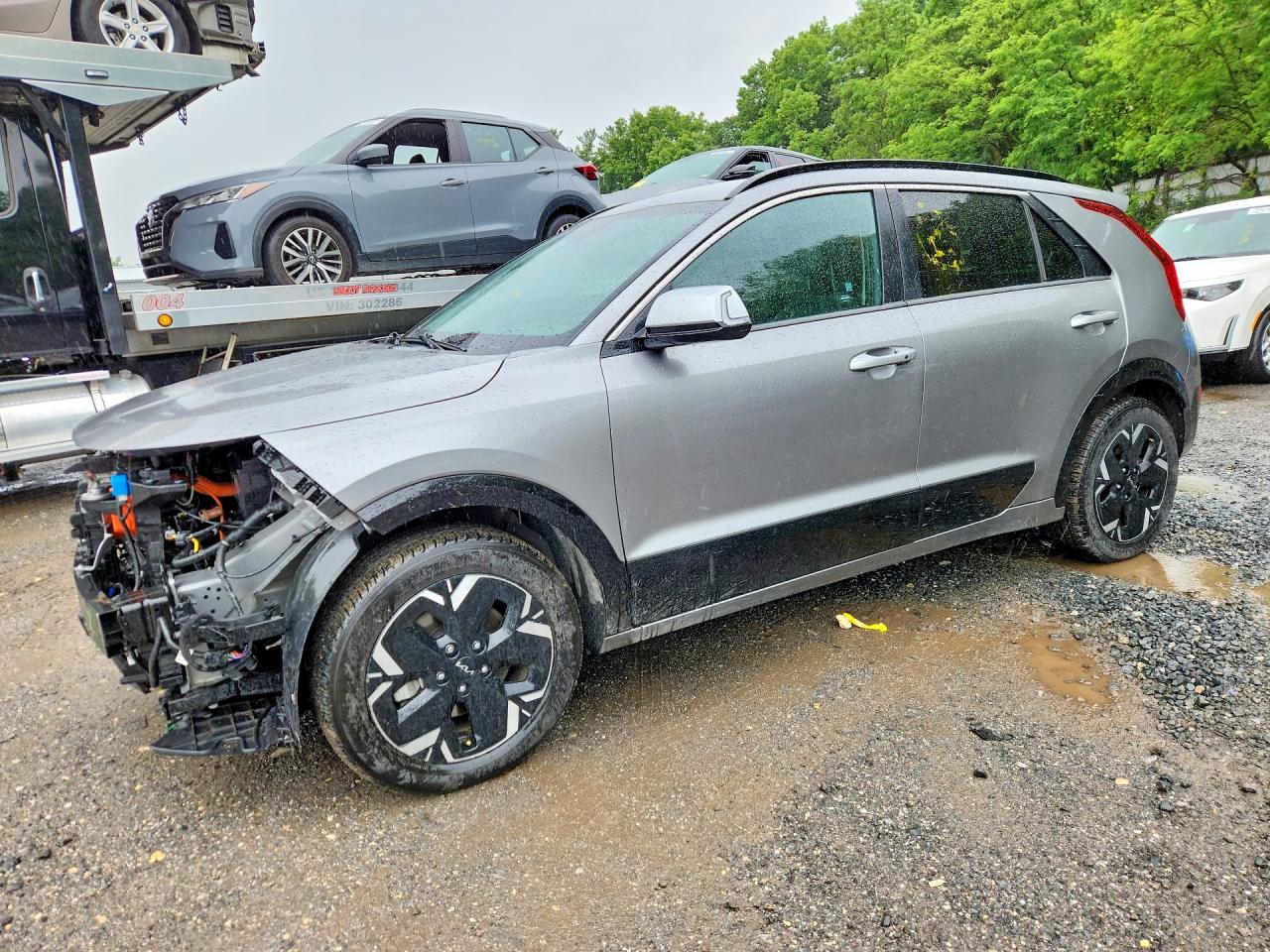 Salvage Kia Niro Image