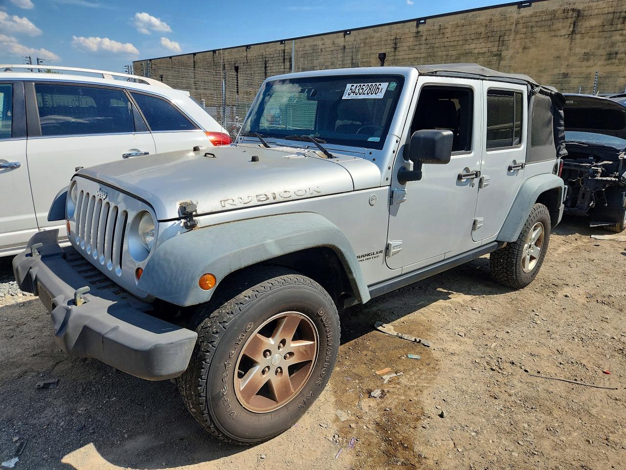 Salvage Jeep Wrangler Image