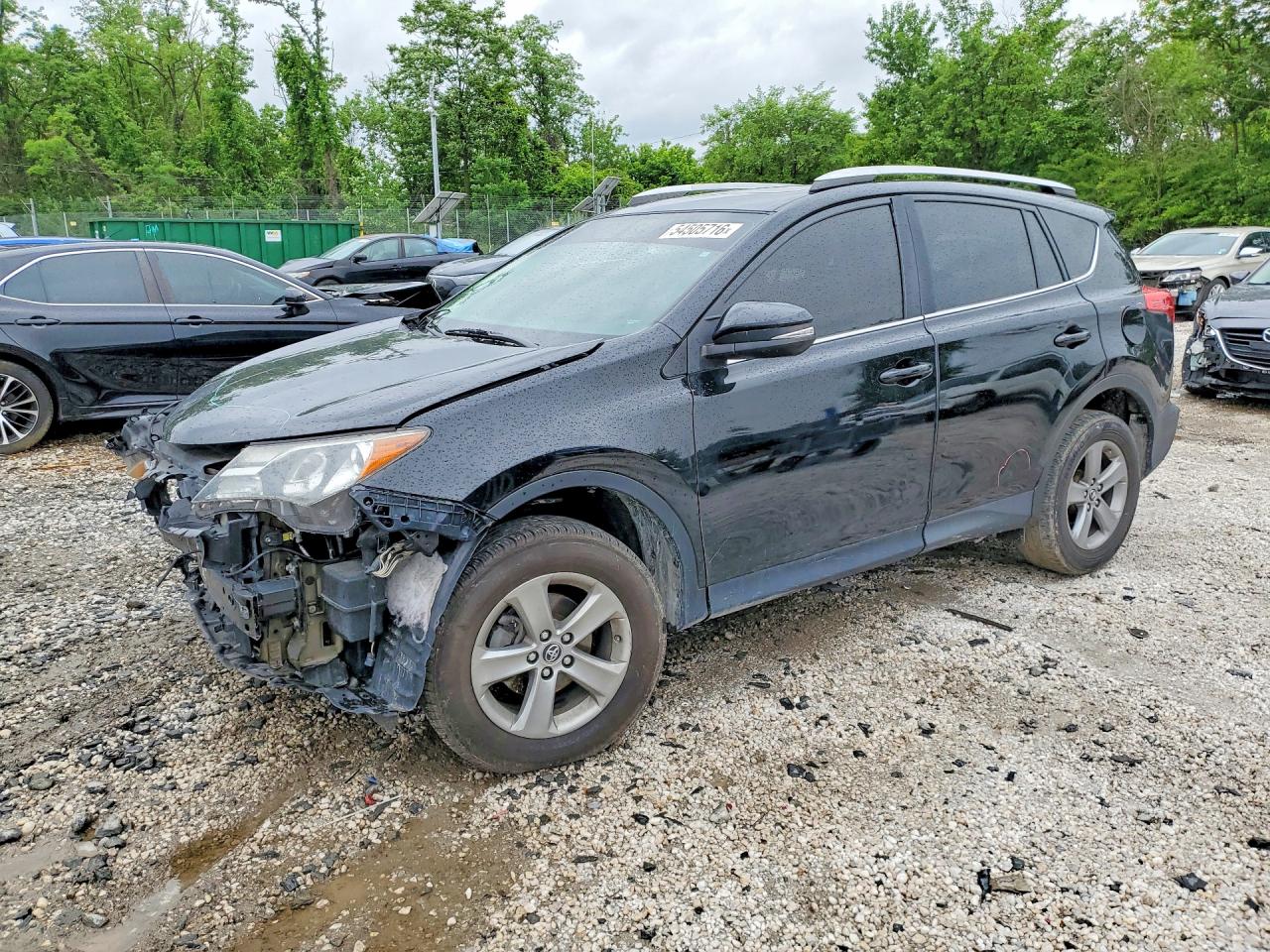 Salvage Toyota RAV4 Image