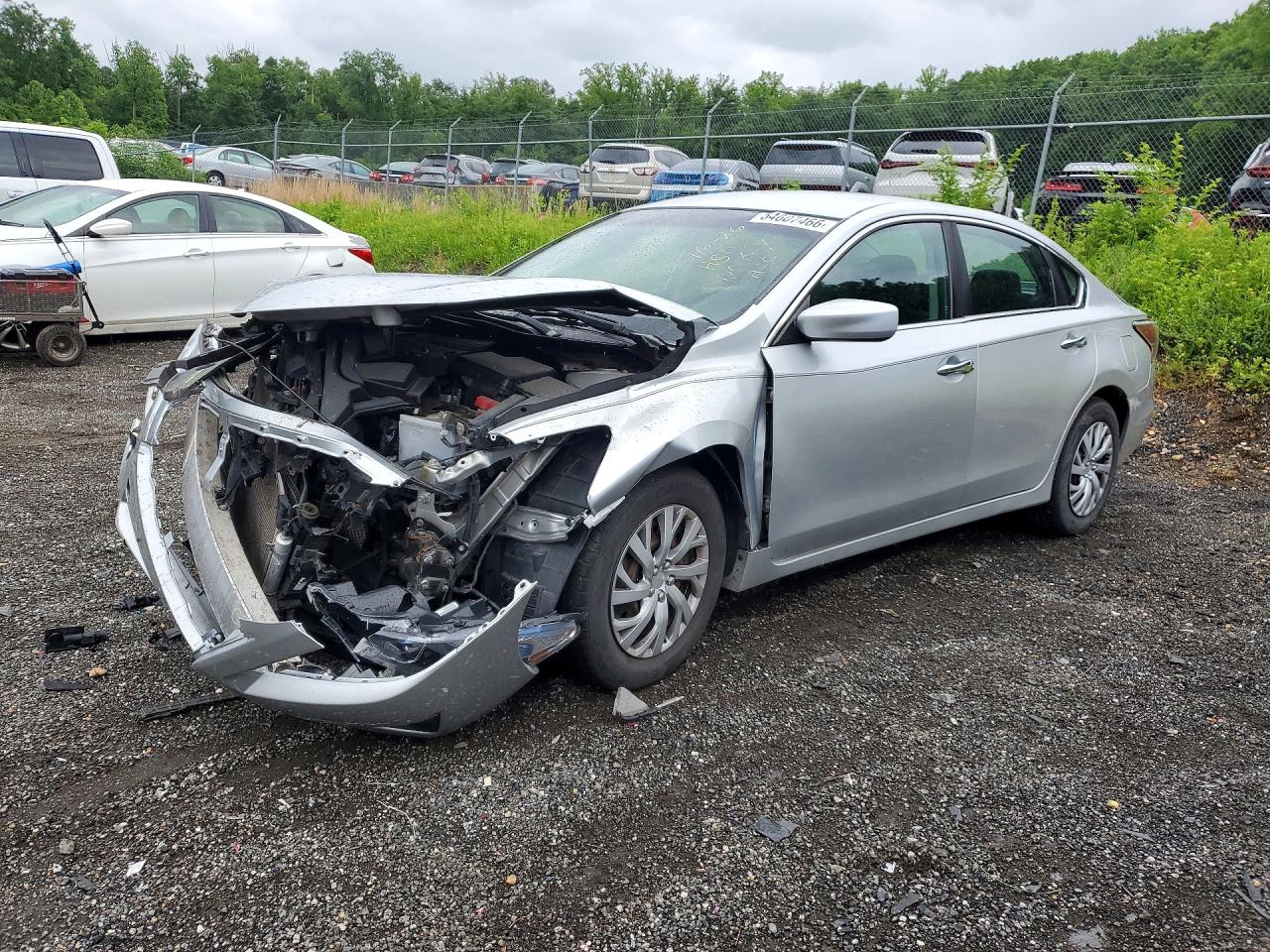 Salvage Nissan Altima Image