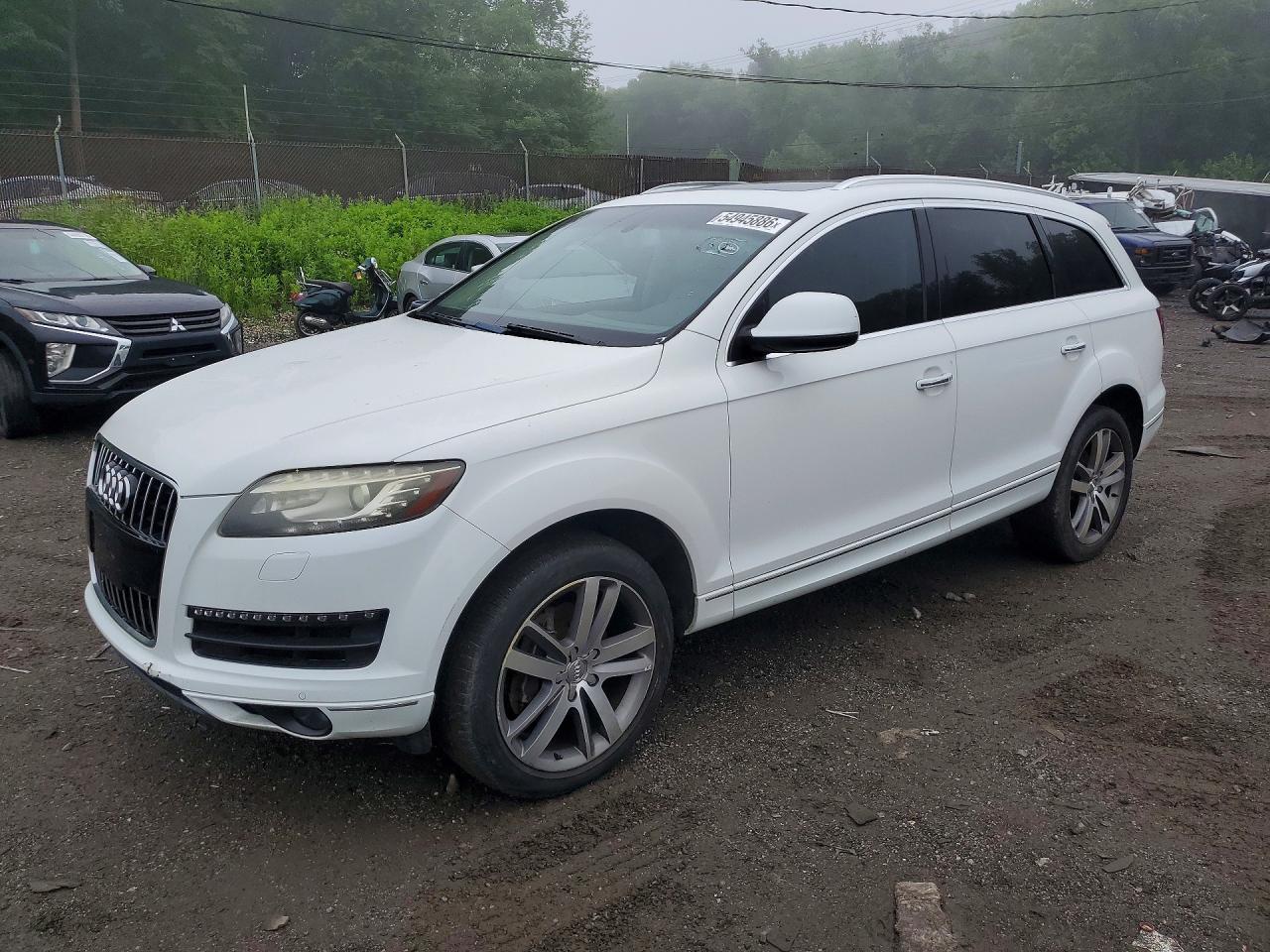 Salvage Audi Q7 Image