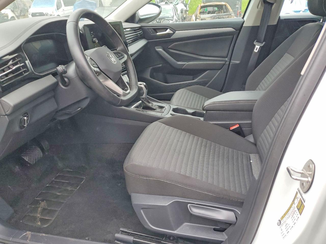 Volkswagen Jetta S